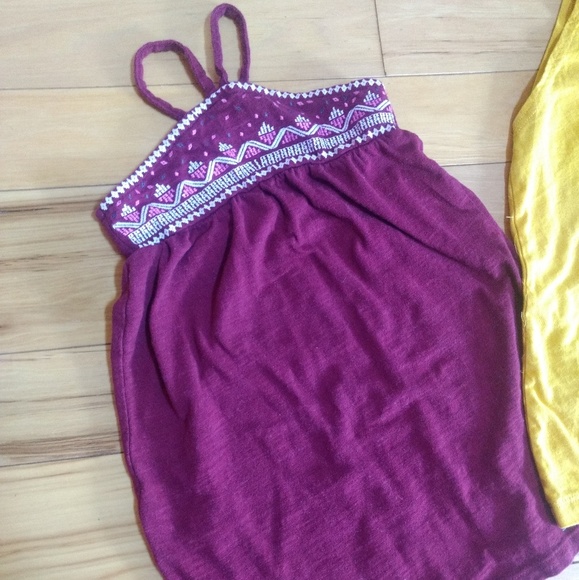 2 High-neck Dresses - Picture 2 of 5